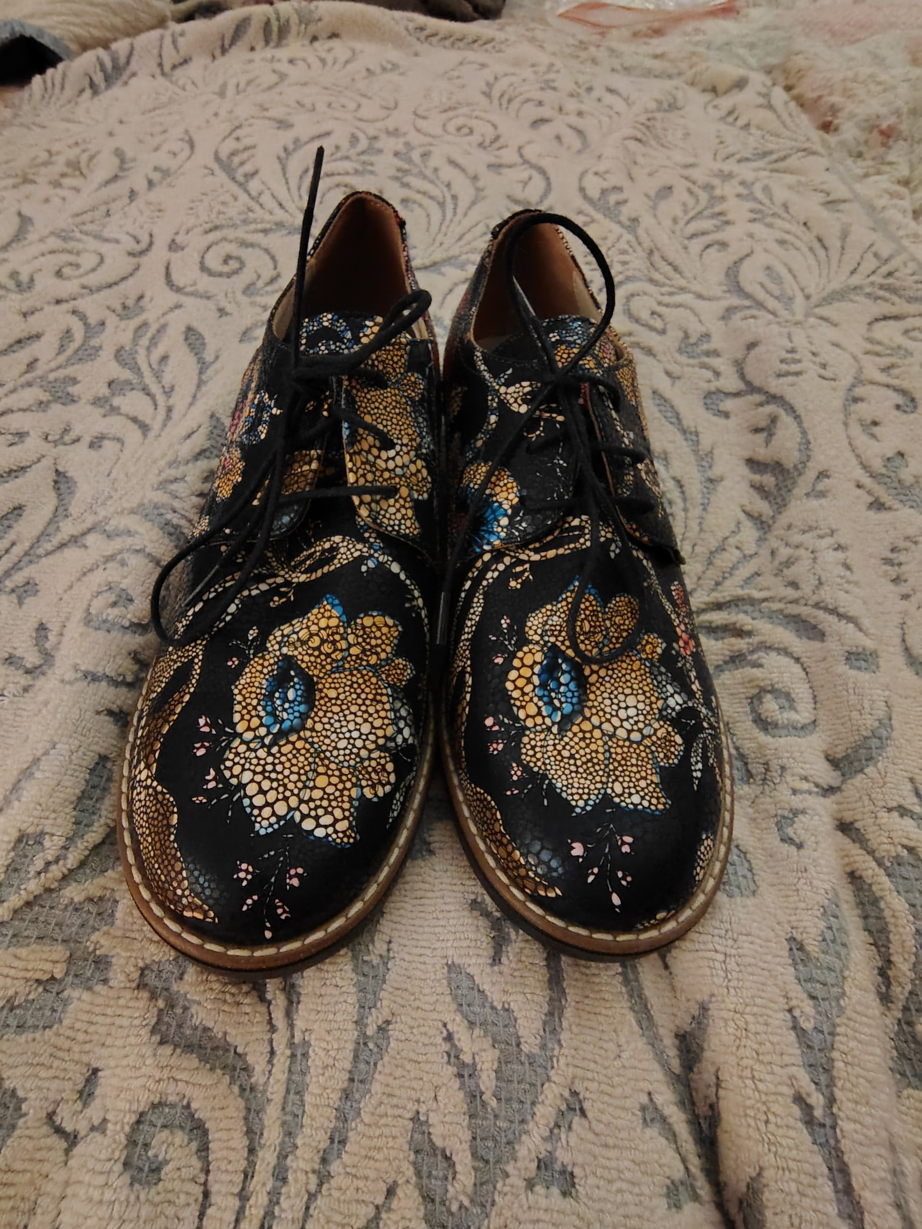 Floral Embossed Black Lace-Up Women’s Flats — image 8 of 8